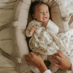Bärbart Baby Nest - Tender Taupe